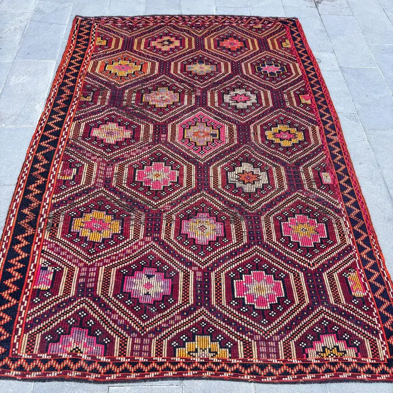 Red Persian Rug, 6.4x9.4 ft Elegant Home Decor