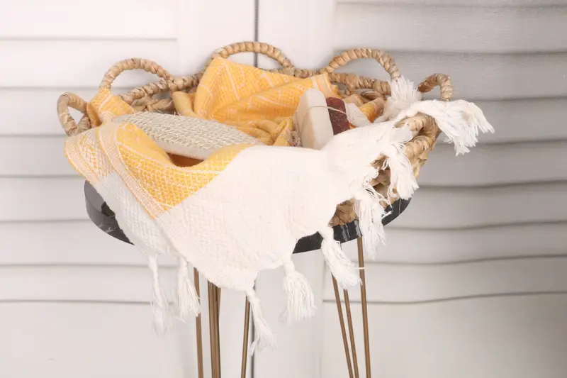 Düğün iyilikleri, 36x18 pamuklu geometrik havlu, monogram Türk banyo havlusu, onun için hediyeler, monogramlı el havlu, kişiselleştirilmiş hediyeler, el yapımı hediye - 2