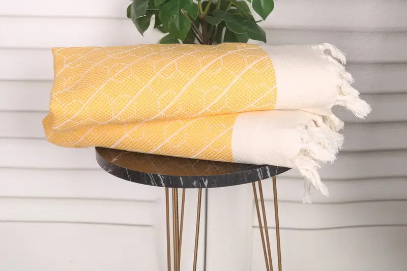 Düğün iyilikleri, 36x18 pamuklu geometrik havlu, monogram Türk banyo havlusu, onun için hediyeler, monogramlı el havlu, kişiselleştirilmiş hediyeler, el yapımı hediye - 3
