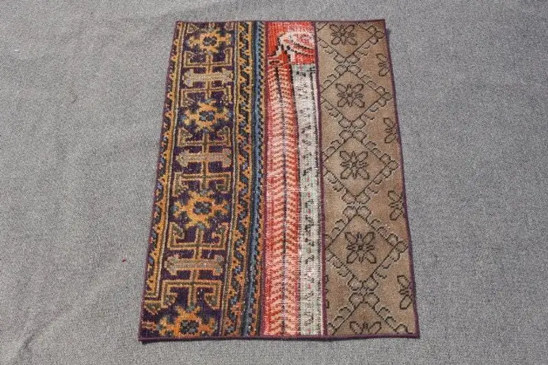 ブラウン & ブルー アニマル プリント ラグ、2.1x3.1 フィート