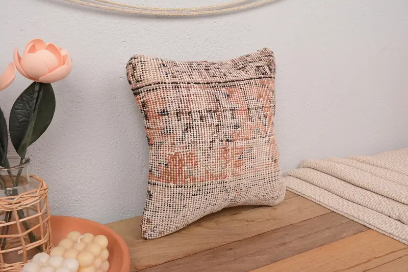 Orange & Beige besticktes Blumenkissen, 12x12 handgemachtes Wurfkissen