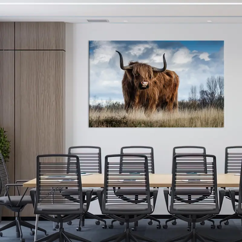 Eleganter Leinwanddruck „Highland Cow Village“ – künstlerisches Dekor