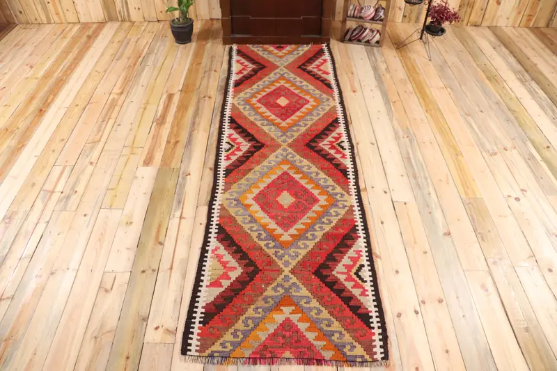 Türk Yolluk Halısı, 3x9.5 ft Vintage Halı, Kırmızı Güneybatı Yün Halı - 1