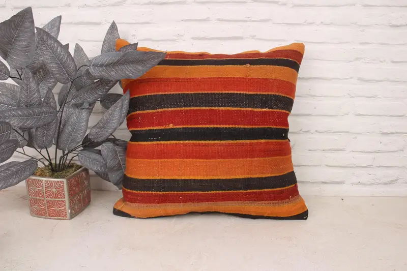 Home Decor Pillow, Customized Cushion, 20x20 Red Cushion Cover, Kilim Pillow, Cushion Case, Turkish Bench Pillow, Handmade Pillow, Gift Pillow - 1