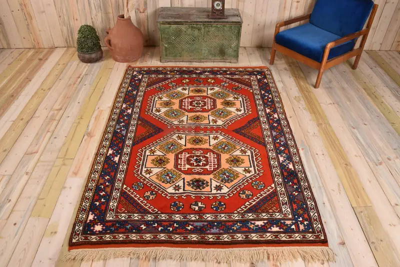 Red Camouflage Rug, 5,2x7,4 ft with Blue Accents