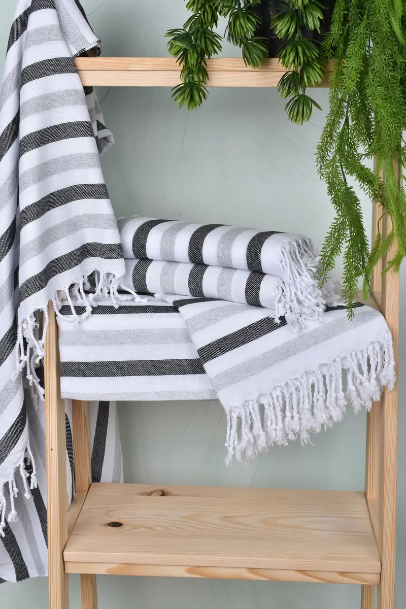 Wedding Day Gift For Bride, Custom Bath Towel, Bridesmaid Gift, Sand-free towel, Bachelor Towel, Quick-Dry Beach Towel, 70x40 Cotton Striped Towel - 6