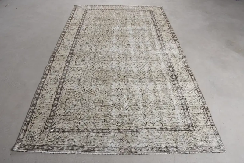 Vintage Turkish Oushak Rug 5.2x9 ft, Gray Large Check Wool Rug - 1