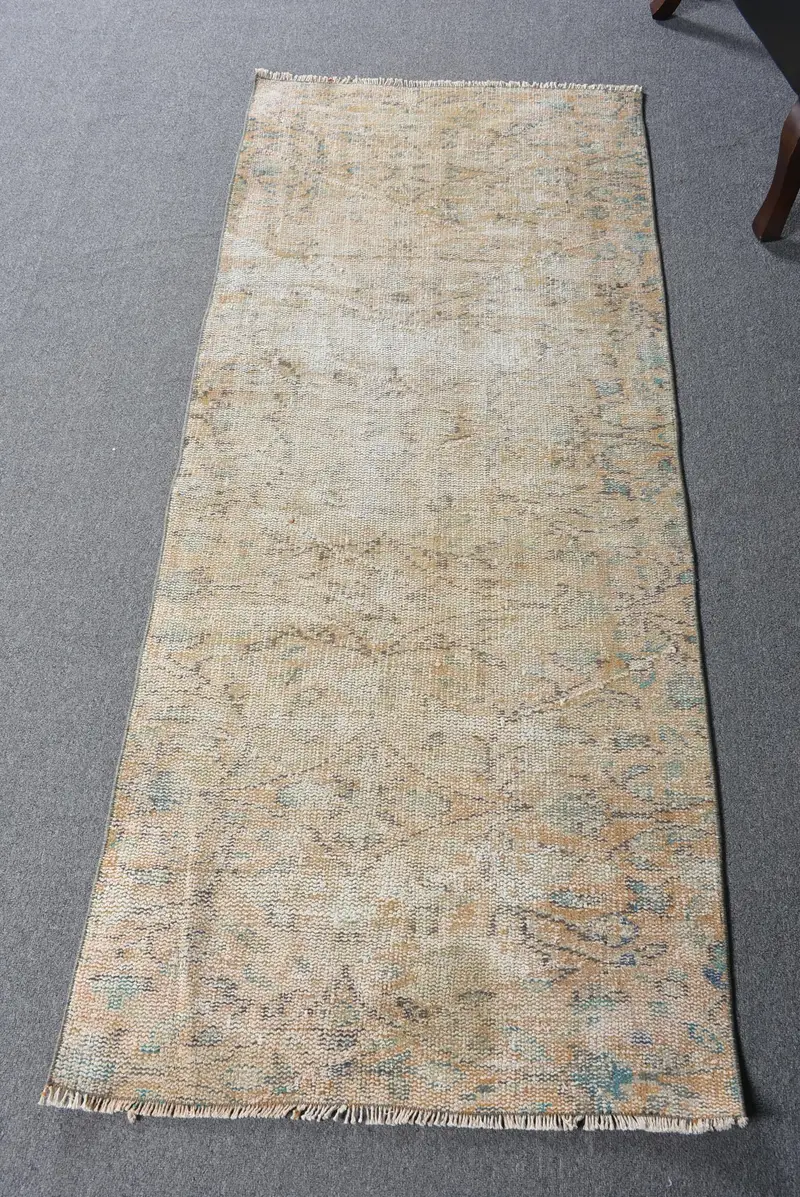 オレンジ、グリーンの水玉模様のラグ、2.6x6.2フィートの鮮やかな装飾