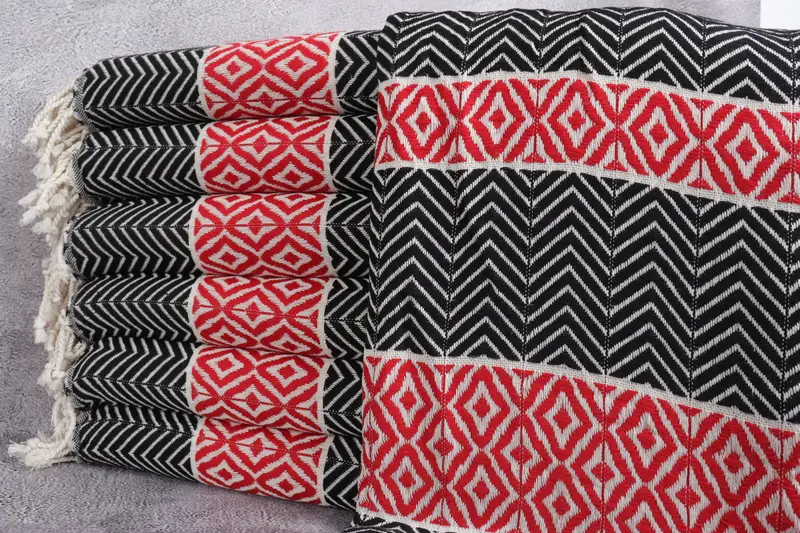 Housewarming Gift, Lightweight towel, Pool Towels, 70x40 Cotton Chevron Towel, Personalized Gift, Bridesmaid Favors, Vegas Bachelorette Party Favors - 1