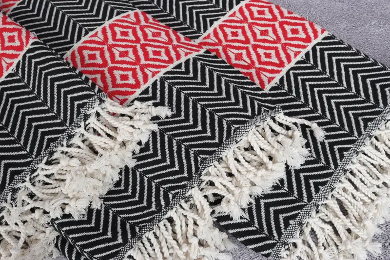 Housewarming Gift, Lightweight towel, Pool Towels, 70x40 Cotton Chevron Towel, Personalized Gift, Bridesmaid Favors, Vegas Bachelorette Party Favors - 5