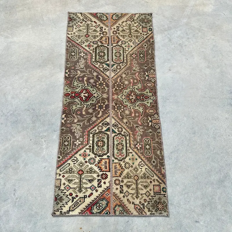 Türkischer Vintage-Teppich 1,7 x 4,1 Fuß, brauner Oushak-Südwestteppich - 1