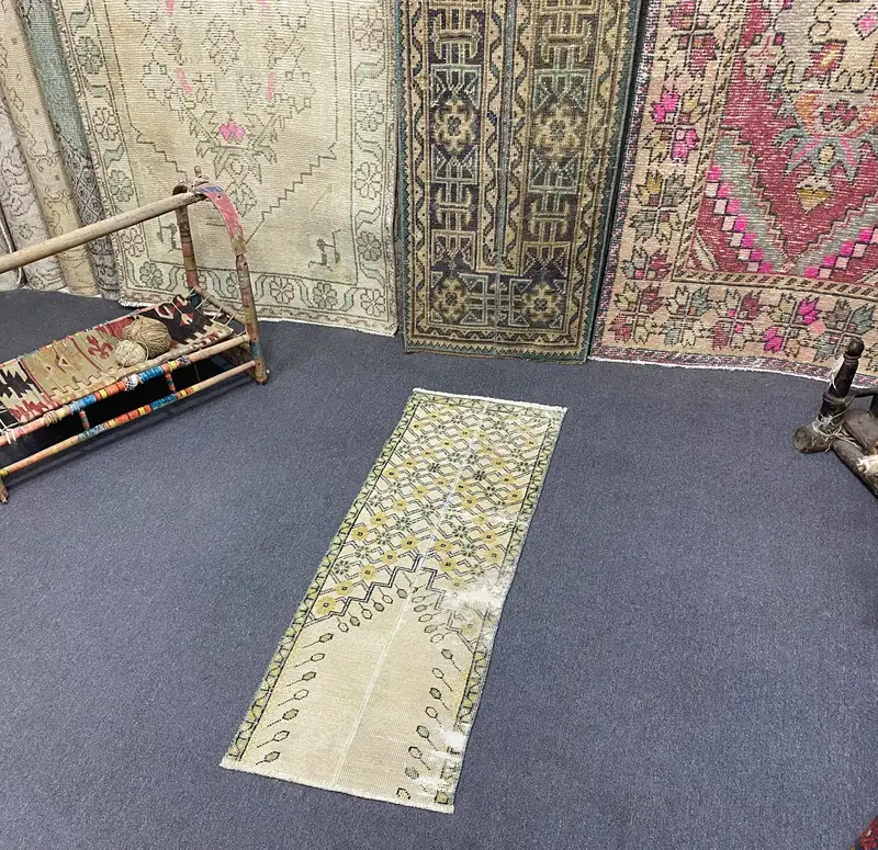 Yellow, Beige Floral Rug, 1,4x4,2 ft Chic Decor