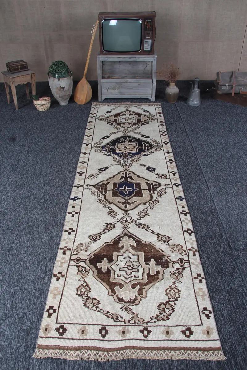 Vintage 3.3x11.3 ft Runner Halı, Türk Halısı, Herki Beyaz Oryantal Halı - 1