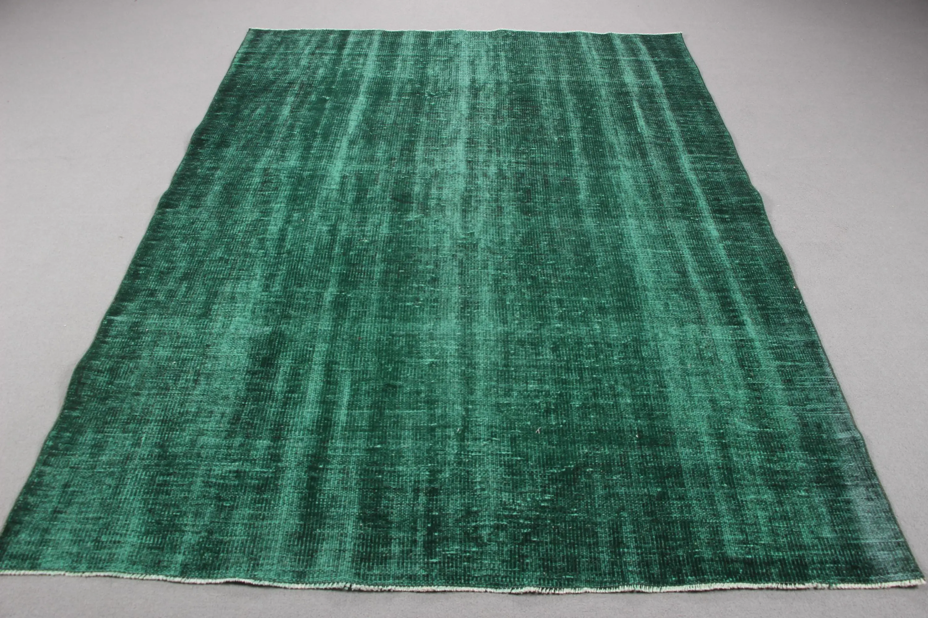 Vintage Türk Halısı 5.7x7.5 ft (173x229 cm), Yeşil Bordürlü Yün Halı - 1