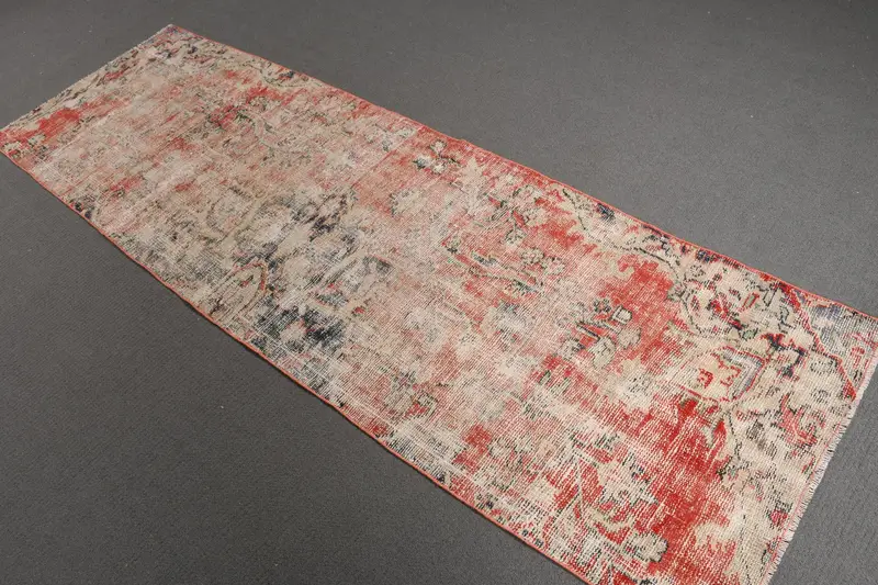 Turkish Vintage Oushak Rug 2.6x8.3 ft (80x254 cm), Red Floral Wool Rug - 1