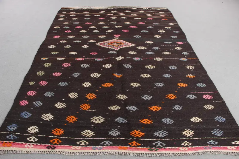 Kahverengi İran Halısı, Pembe Desenli 6,1x8,6 ft