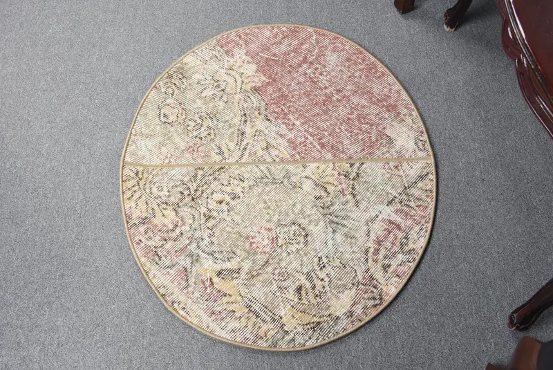 Handmade Green Camouflage Rug, 2.5x2.9 ft