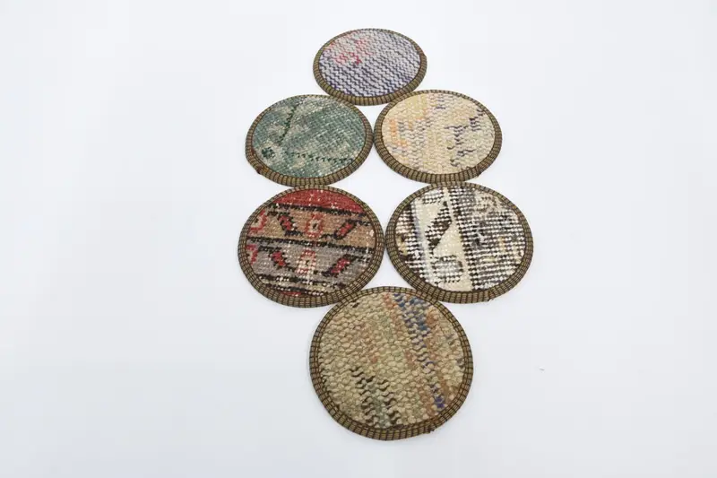 赤と青銅のエスニックコースター、丈夫でスタイリッシュなコースター