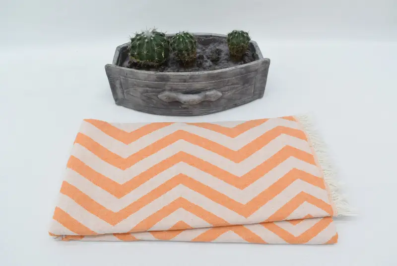 Bridesmaid Gifts, Turkish beach towel, Yoga Towel, 70x40 Cotton Zigzag Design Towel, Best Wedding Gift, Absorbent towel, Wedding For Favor - 3