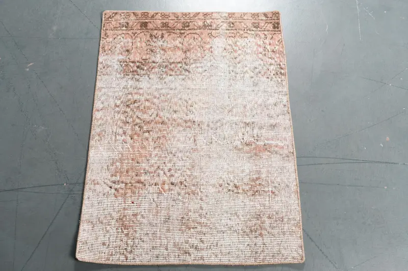 Türkischer Teppich, 2x2,8 ft kleiner Teppich, Vintage-Teppich aus brauner Tarnwolle - 1
