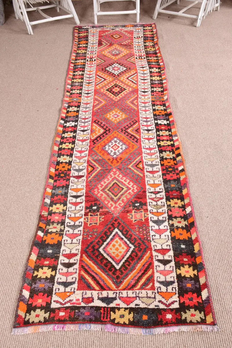 Vintage Türk Halısı, Yolluk 2.7x10.9 ft (81x332 cm) Halı, Kırmızı Kamuflaj Yün Halı - 1