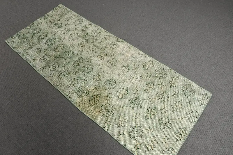 Vintage Turkish Rug, 2.3x5.6 ft Small Rug, Green White Floral Wool Rug - 1