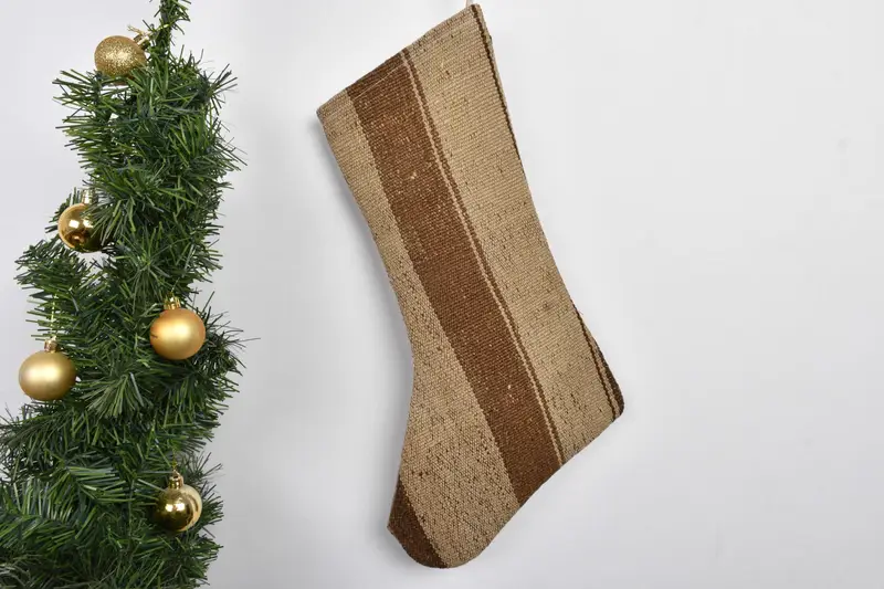 お祝いのクリスマスオーナメントパターン、7インチホリデーストッキング