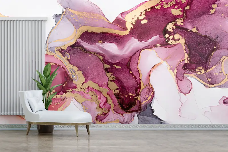 Lüks Dekor için Zarif Pembe ve Altın Mermer Baskılı Duvar Kağıdı