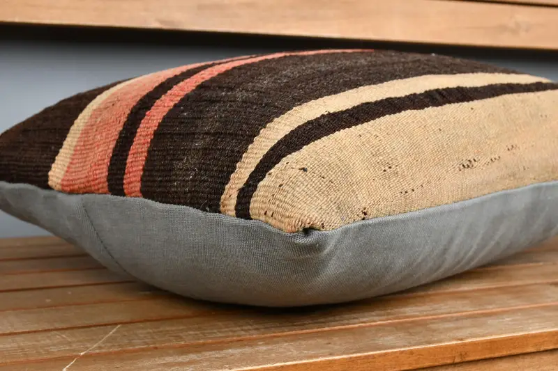 Cushion Cover, Yoga Pillow Cover, Interior Designer Pillow, Vintage Kilim Pillow, Vintage Kilim Throw Pillow, 16x24 Beige Pillow Case - 3