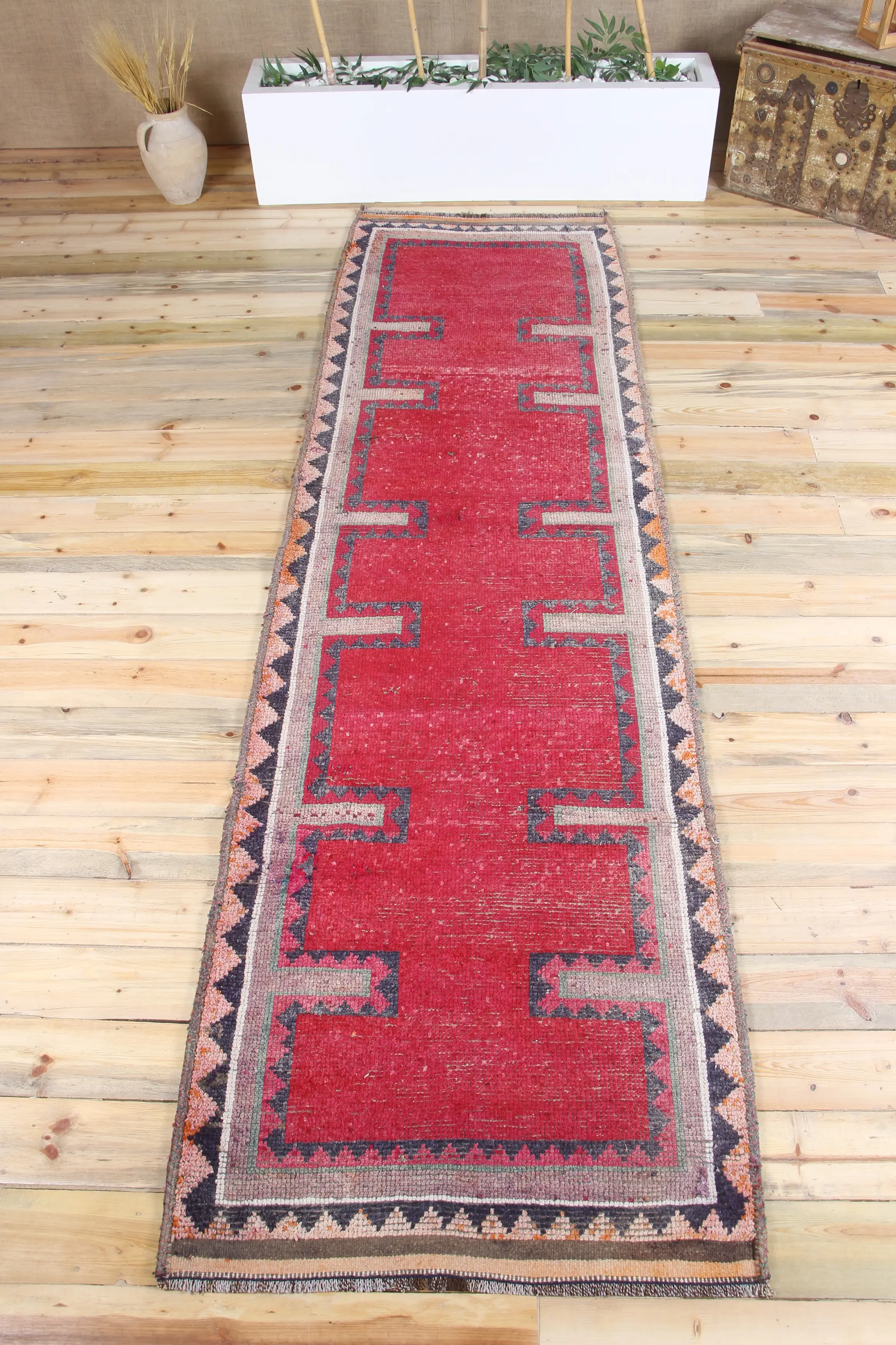 Vintage Türk Halısı 3.2x11 ft, Pembe Herki Geometrik Halı - 1