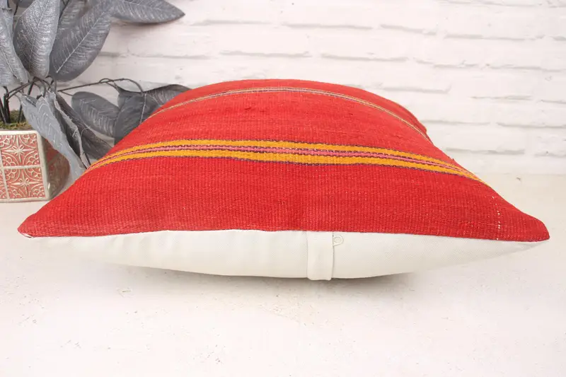 Retro Throw Cushion Case, Cushion, Boho Pillow, Pattern Throw Pillow Cover, Vintage Pillow, 18x18 Red Cushion, Interior Designer Pillow - 5