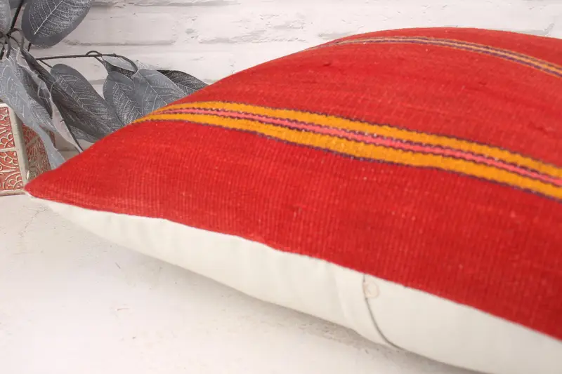 Retro Throw Cushion Case, Cushion, Boho Pillow, Pattern Throw Pillow Cover, Vintage Pillow, 18x18 Red Cushion, Interior Designer Pillow - 6