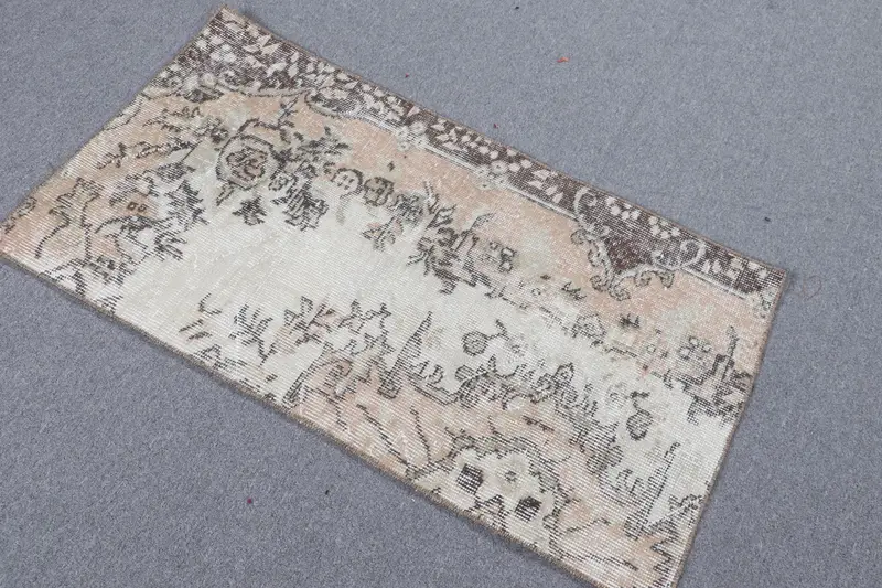 Elegant Beige & Orange Rug, 2x3 ft Botanical Design