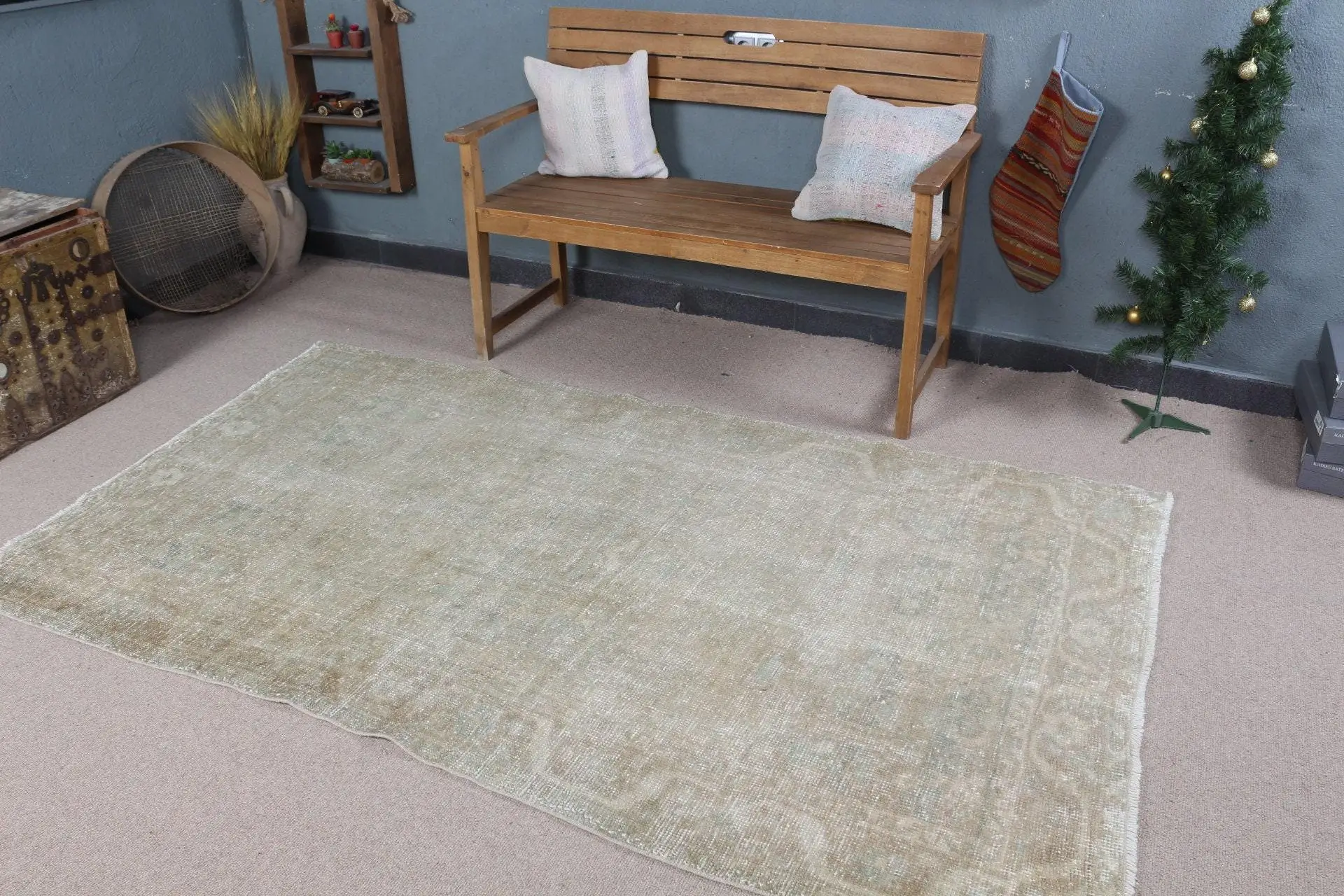 4.4x7.5 ft Turkish Rug, Vintage Area Rug, Gray White Floral Rug - 1