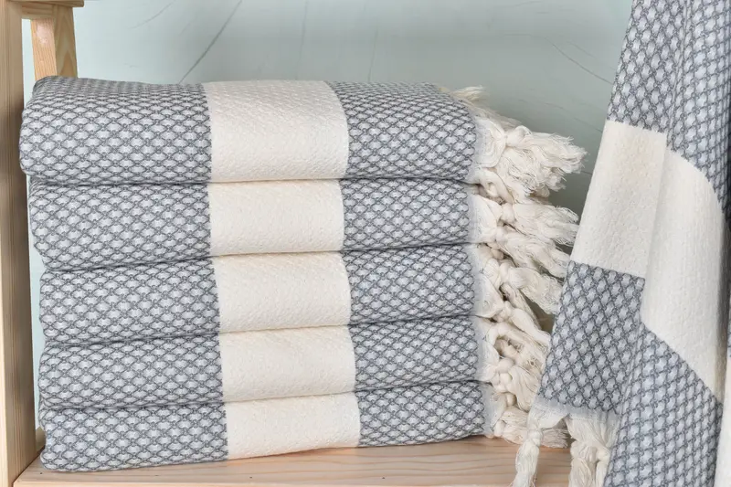 Geometric Towel Dark Gray Organic Cotton/Linen, 36x67 Inches