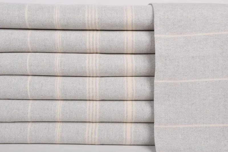 Toallas de baño, regalo para novio, toalla de nombre personalizada, toalla a rayas de algodón de 38x24, artículos de despedida de soltera, toallas de baño pequeñas, toalla de mano de monograma - 1