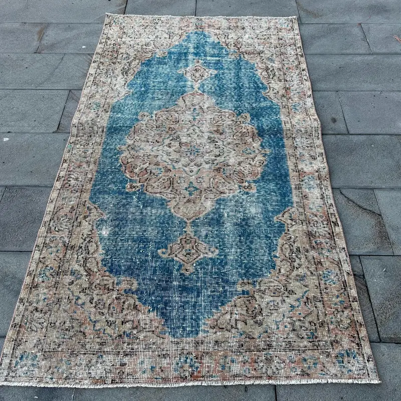 Blauer Ombré-Teppich, 3,7 x 6,7 Fuß, elegantes Dekor