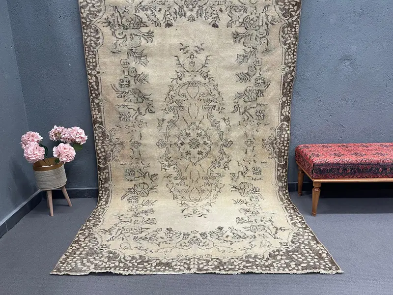 5.5x9.3 ft Turkish Rug, Vintage Large Rug, Brown Striped Wool Rug - 1
