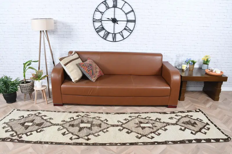 Vintage Halı, 2.4x9.9 ft Runner Halı, Kahverengi Beyaz Herki Yün Halı - 1