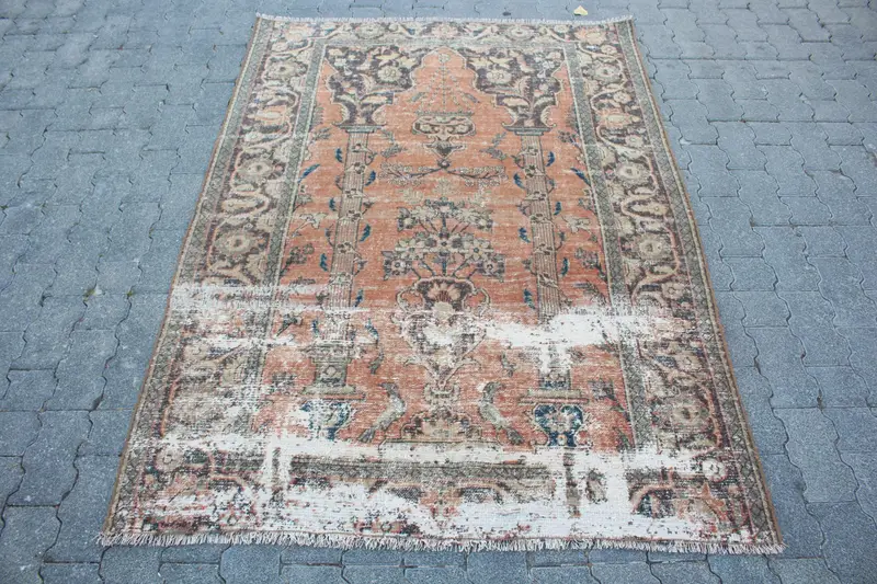 Vintage Türk Halısı, 4.2x5.8 ft Oushak Halı, Kahverengi Bitkiler ve ağaçlar Yün Halı - 1