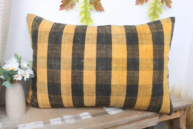 Cushion Cover, Turkish Kilim Pillow, Vintage Kilim Throw Pillow, 16x24 Yellow Pillow Sham, Anatolian Pillow Case, Handmade Kilim Cushion - 4
