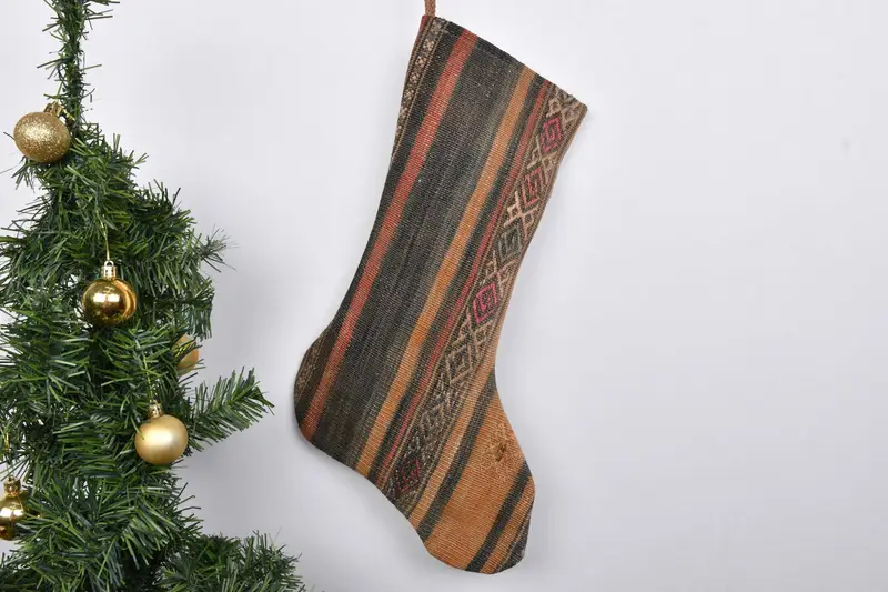 Patrón Kilim único, calcetín con adornos navideños de 7 pulgadas