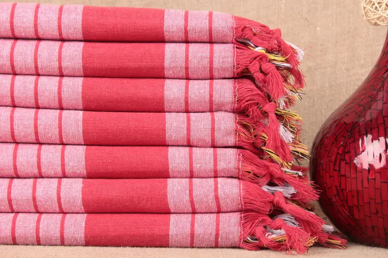 Toalla de playa de algodón orgánico a rayas rojas, beige, 32 x 71 pulgadas