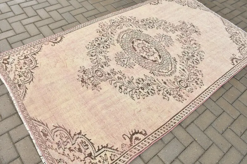 Turkish 4.5x8.3 ft Rug, Area Vintage Rug, Pink Solid Wool Rug - 1