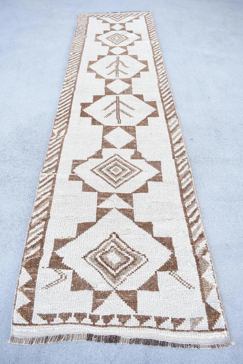 Vintage Turkish Rug 2.8x10.1 ft (84x307 cm), Herki Beige Brown Striped Rug - 1