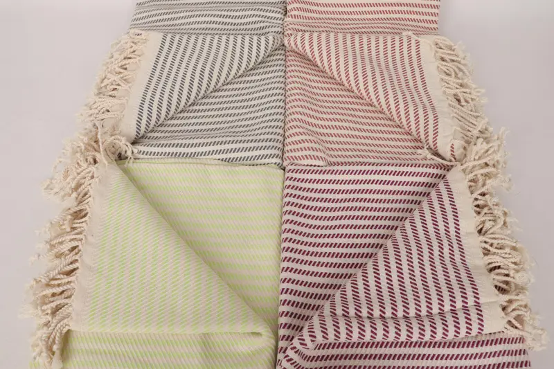 Handwoven organic Turkish towel for spa, Memorial Gift, Bachelorette Gifts, Quick-dry peshtemal, Turkish towel, 70x40 Cotton Polka Dot Towel - 4