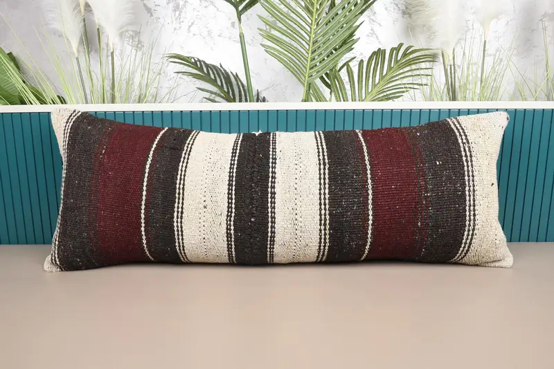 Beige-rotes Patchwork-Wurfkissen, 16x42 besticktes Kissen