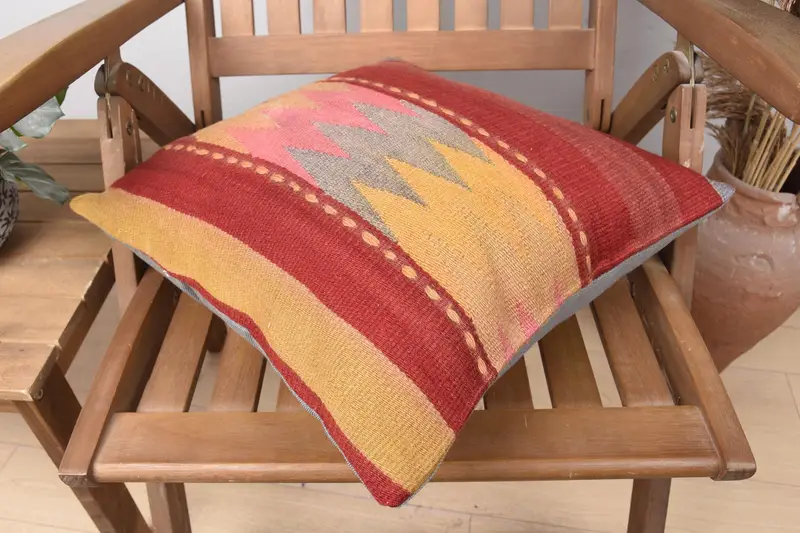 Wool Turkish Cushion, Seasonal Gift Red Geometric Antique Pillow Cover - 1