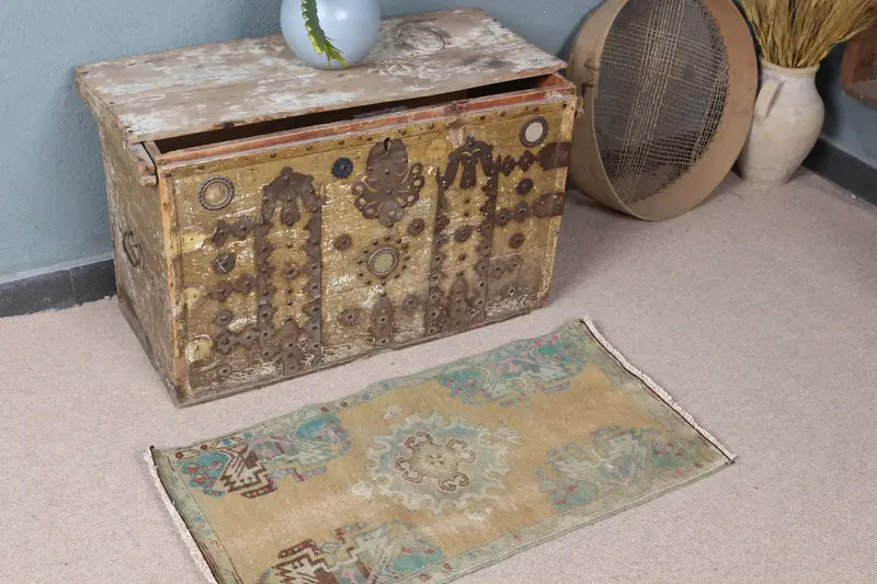 Alfombra vibrante en naranja y verde, diseño de lunares de 1,6 x 3 pies