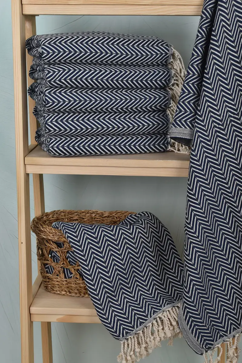 Monogram Beach Towel, Sand-resistant towel, Turkish Towel Monogram, Baby Boy Gift, 70x40 Cotton Zig zag Towel, Beach Size Towel, Wedding Gifts Towel - 3